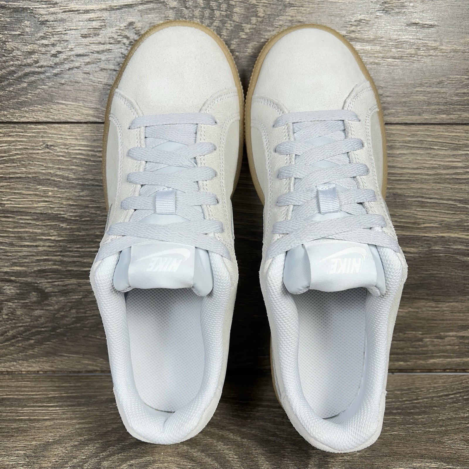 Nike Women’s Court Royale Suede Platinum Gum Casual Shoes Sneakers Trainers New