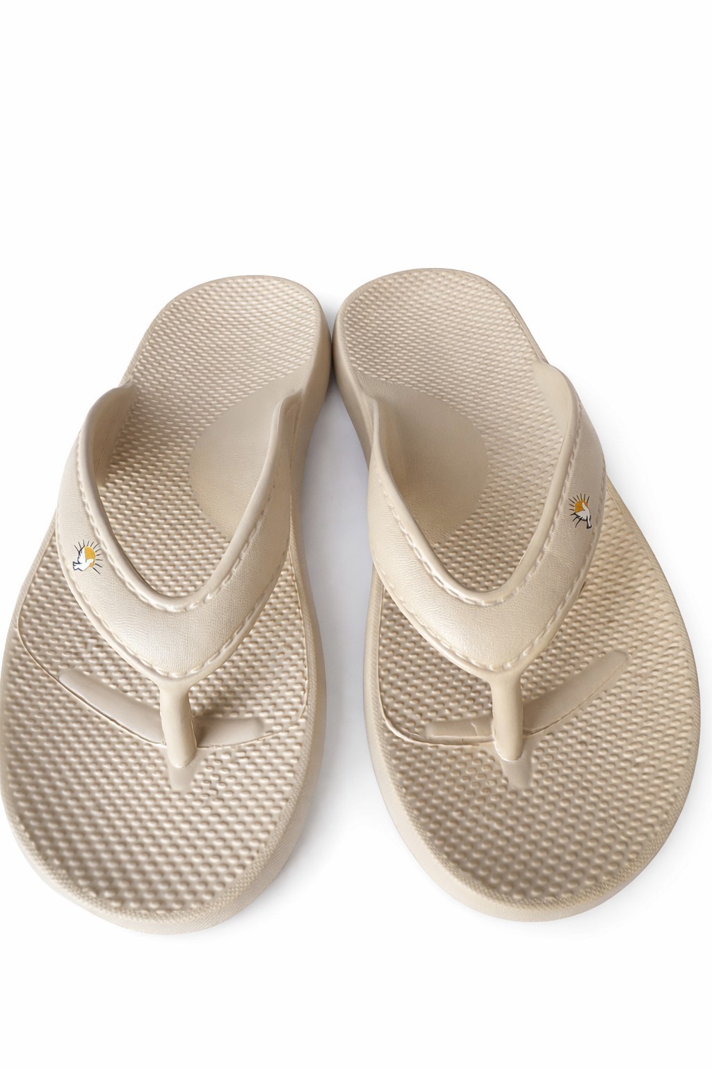 Women’s EVA Foam Flip Flops Cushioned Lightweight Beach Casual Sandals Beige