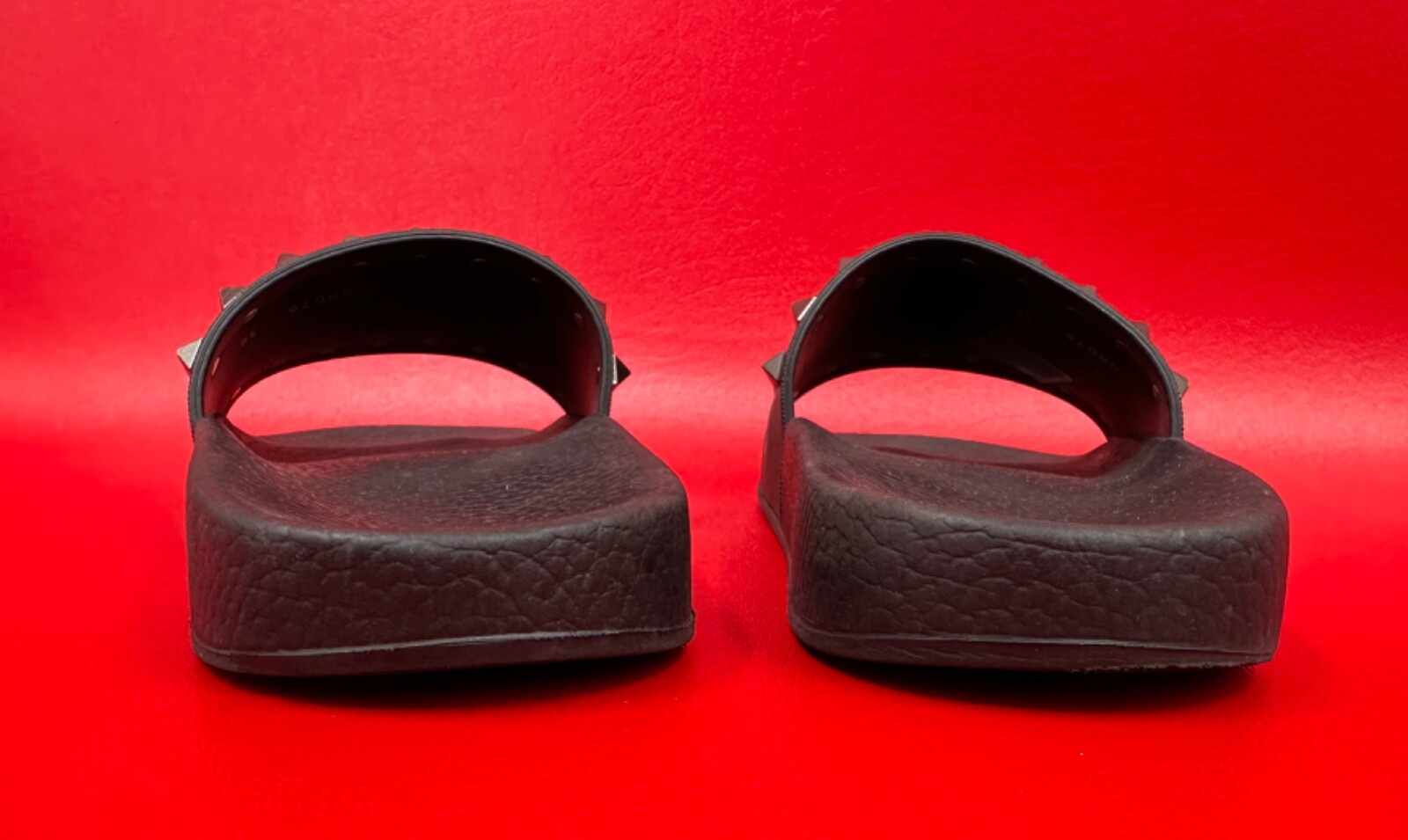 Valentino Garavani Summer Rockstud Black Slide Sandals Size EU 38 US 7 to 7 1/2
