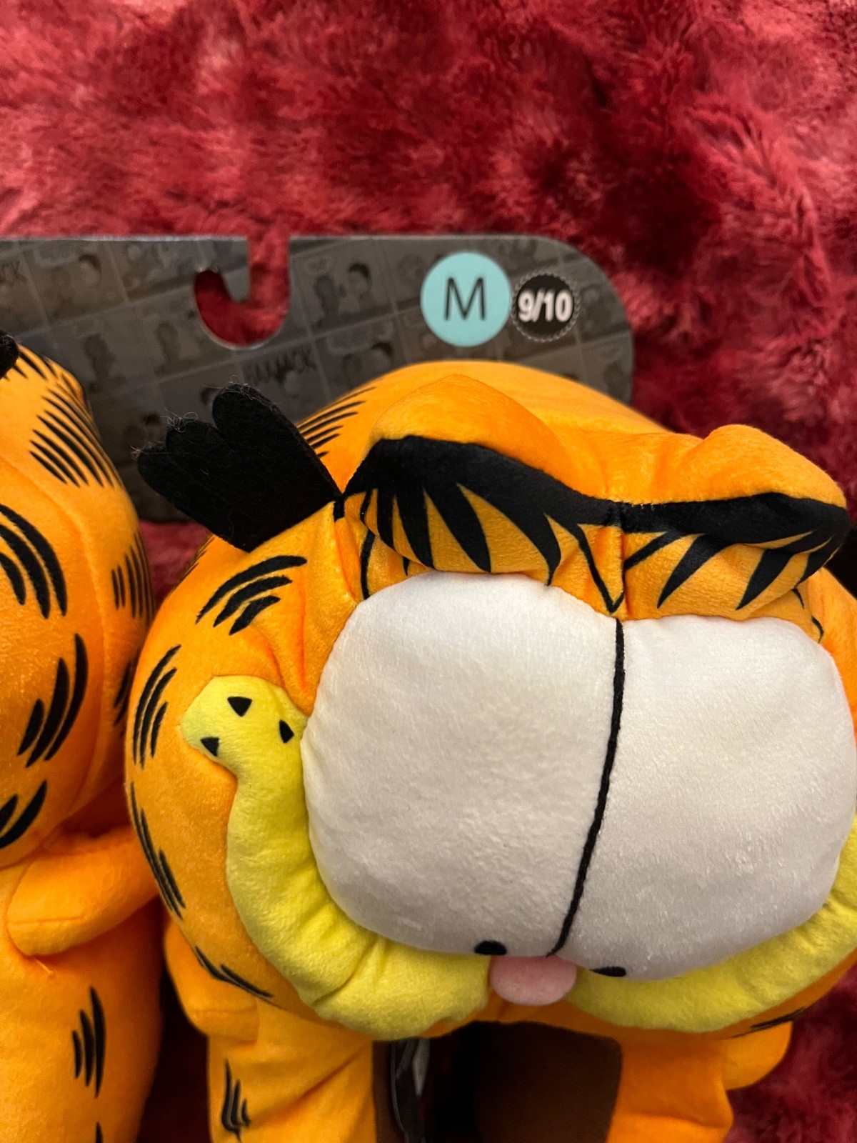 Garfield Slippers NWT size M 9/10 womens