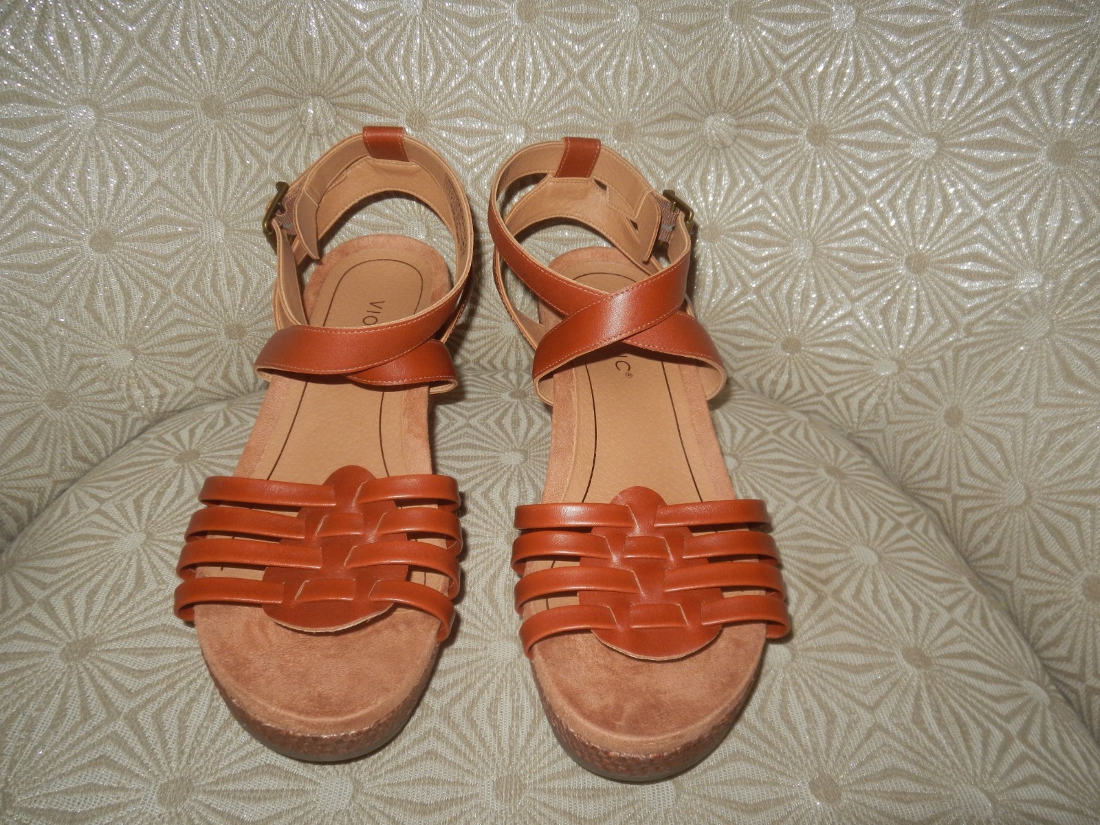 VIONIC Clarissa Raffia Women’s Brown Leather 3″ Wedge Sandals 11M $125. NWOB