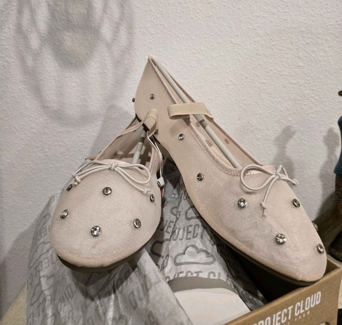 Project Cloud: Memory Foam Comfort Ivory Rhinestone Mesh Women’s Mary Jane Sz 11