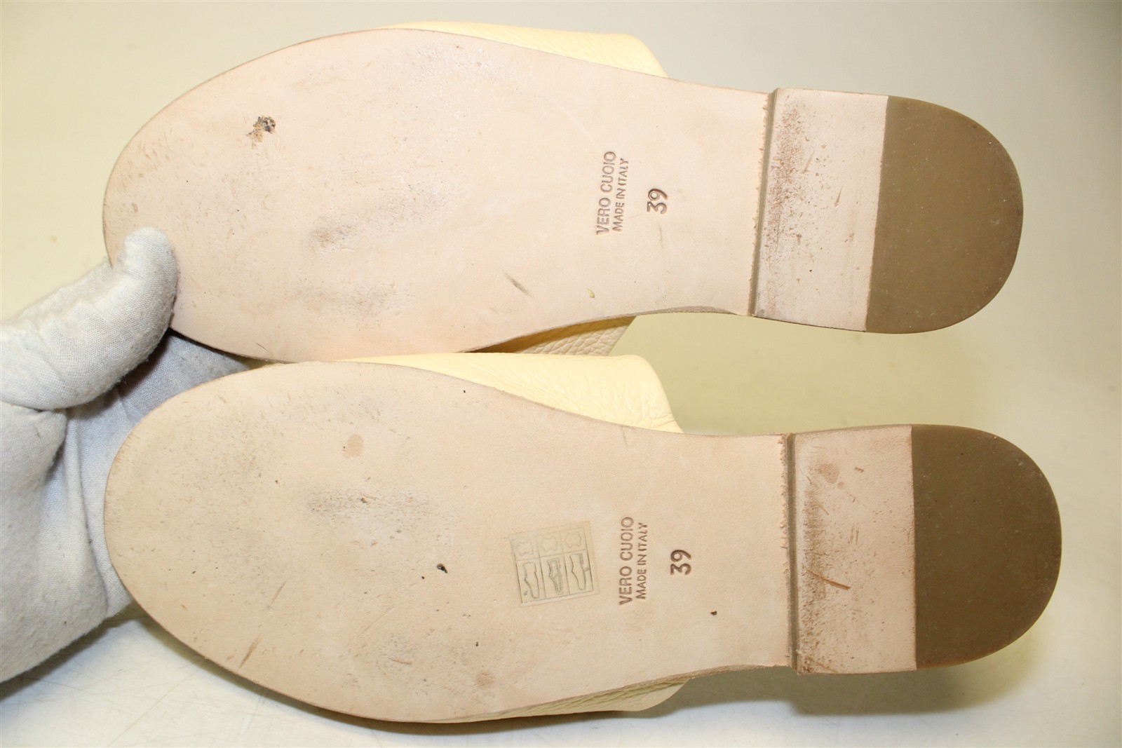 Al Bacio Buttercream Leather Toe Post Slides Italy Made Womens 9 39 Shoes D057