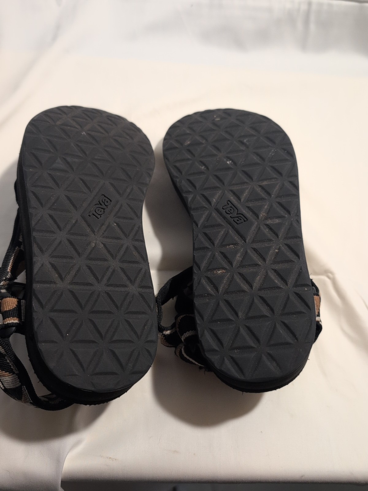 Teva Midform Women’s Universal Sandal Size 9