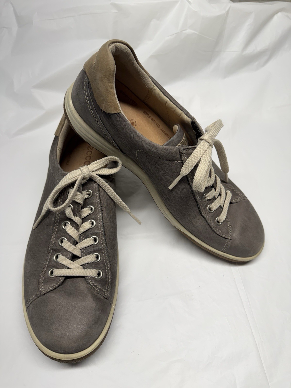 Ecco Women’s Gray Vegetable Tanned Sneakers Lace Up Shoes Size 41 or 10/10.5 US
