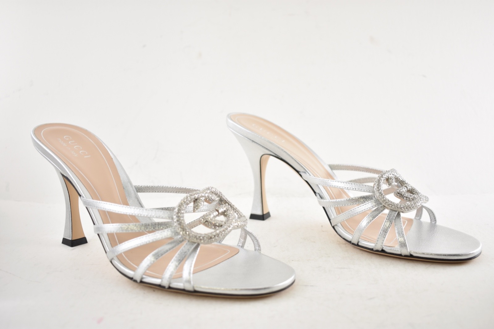 Gucci Interlocking G 85mm Silver Leather Crystal GG Logo Heel Mule Sandal 40