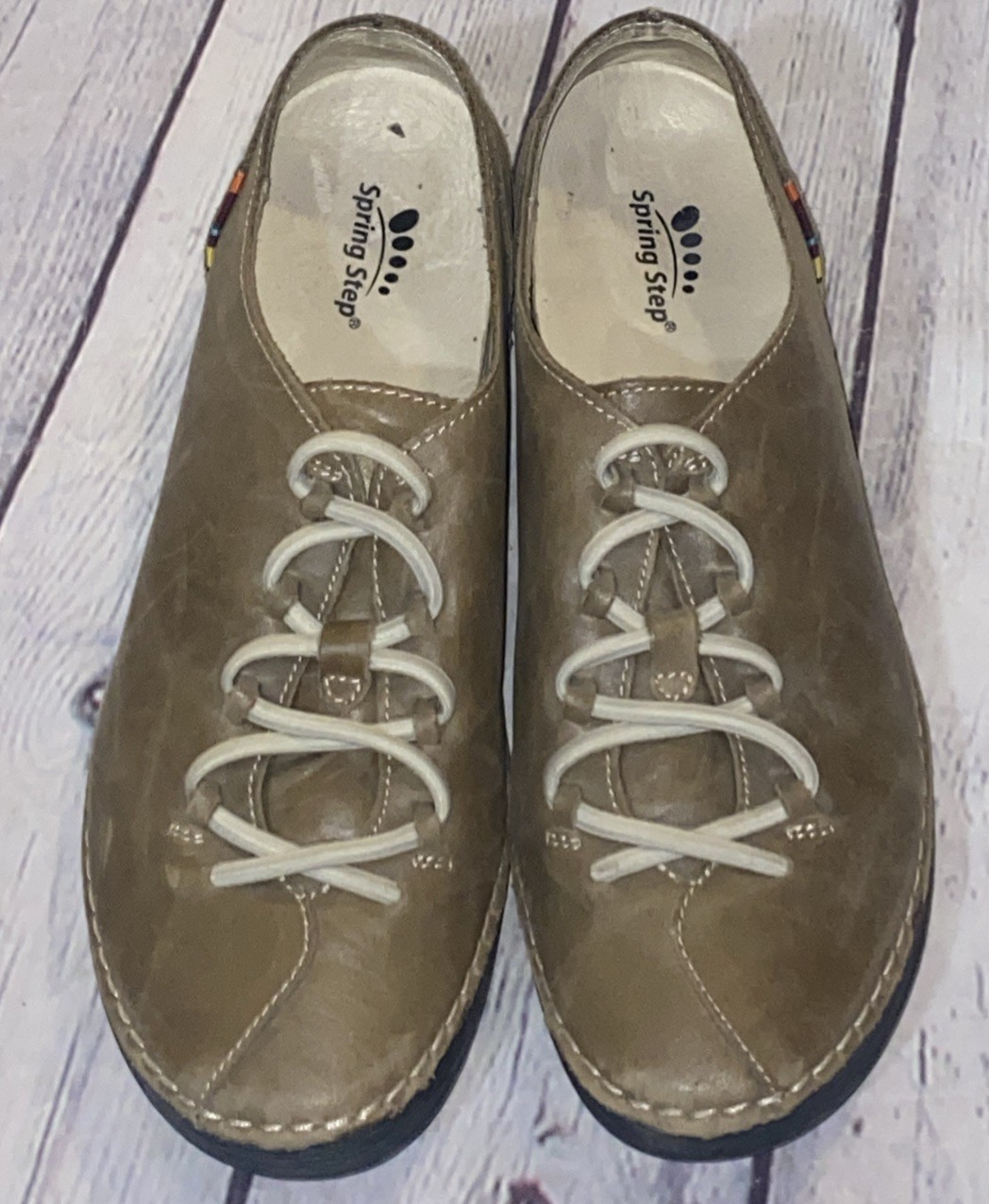 Spring Step Carhop Shoes Women’s Size 40 / 9 Beige Taupe Leather Slip On Sneaker
