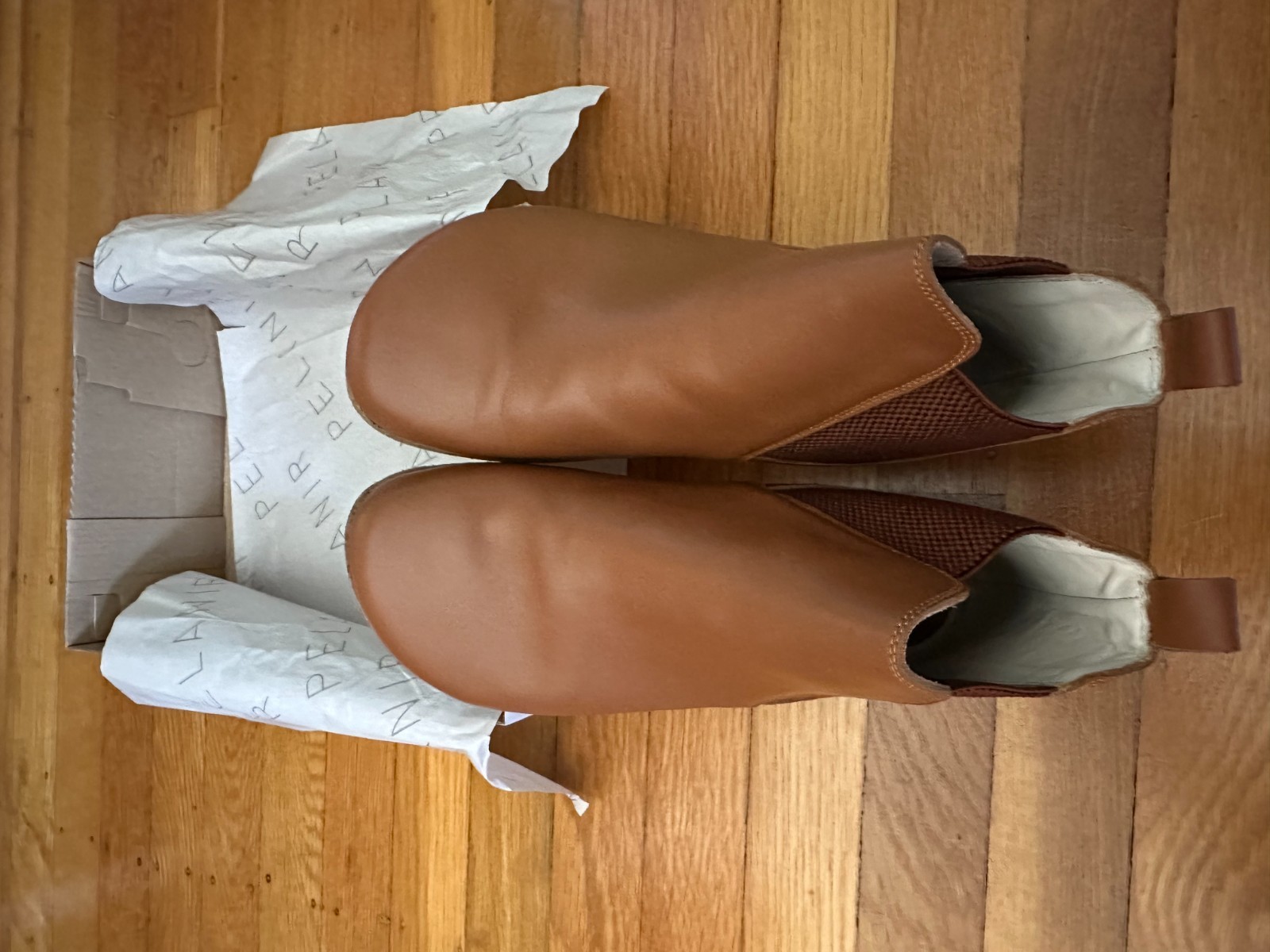 BRAND NEW in BOX! PELANIR Barefoot Chelsea Boots «CARIA» SIZE 36 USA 6/6.5