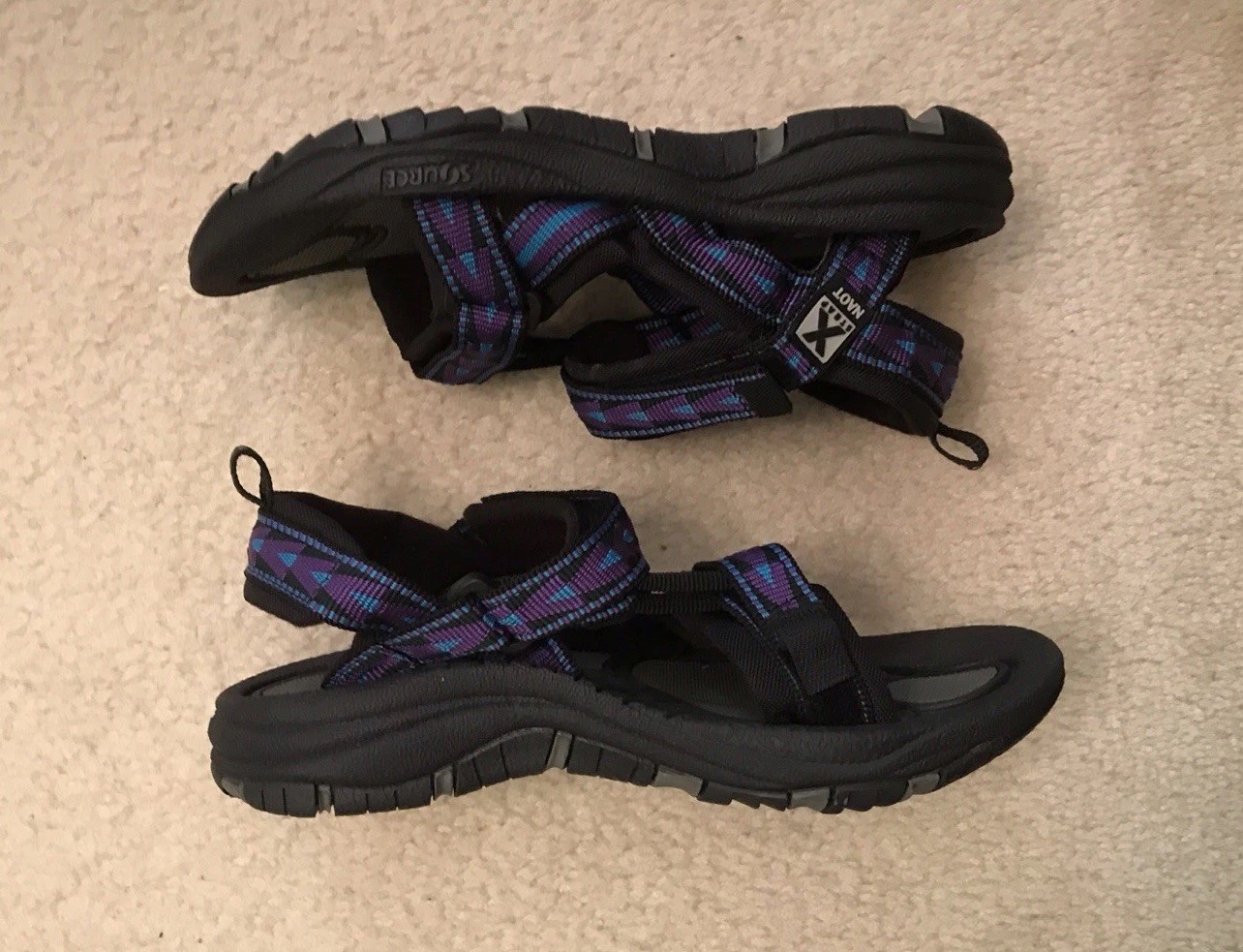 New Women’s Purple Aztec Source By Naot Sandals Sz EU37/US6-6.5 Insole 9 1/4 in.