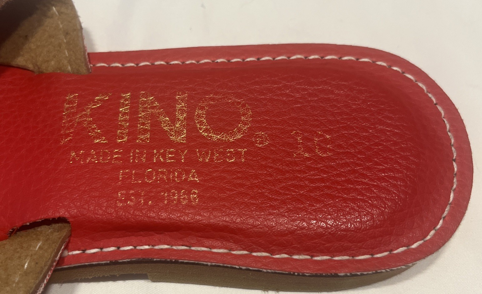 KINO Key West Vintage Red Natural Leather Thong Flip Flop Sandals Charm Size 10
