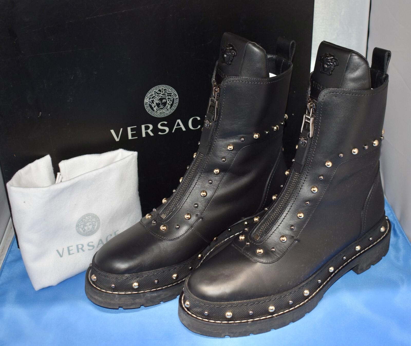 Womens Versace Black City Stud Combat Biker Size 40 Ankle Zip Up Boots ~ HS4