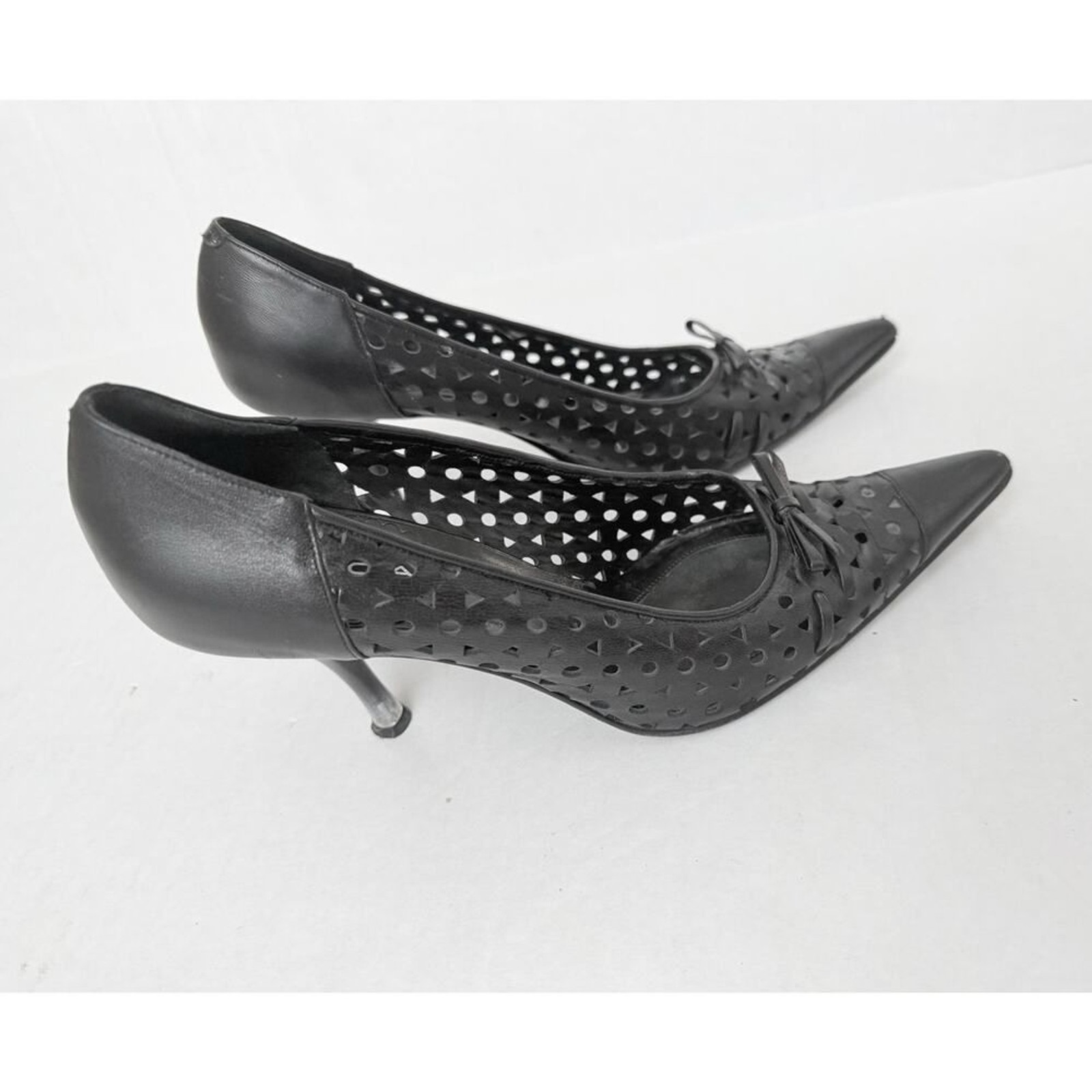 Vintage Via Spiga 8M Made in Italy Pumps Stiletto Black Leather Cutout Bow Y2K
