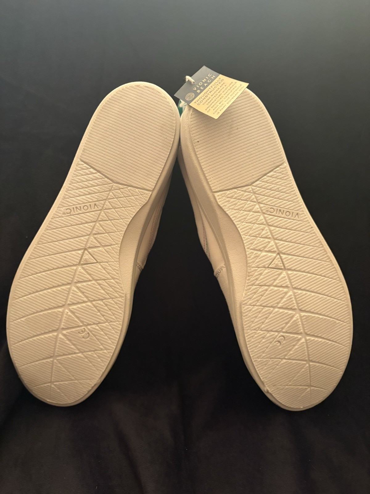 VIONIC White beach Slip On Shoes Size 9M