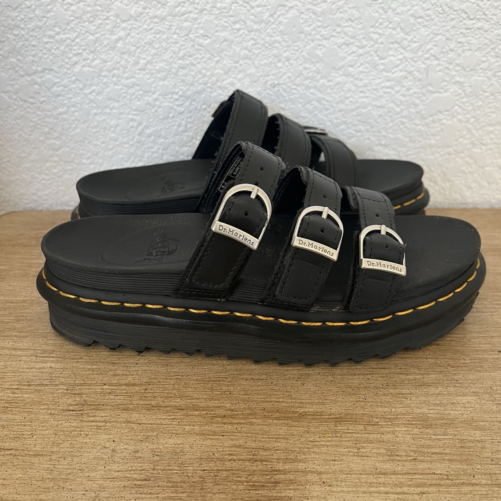 Dr. Martens Blaire Slide Sandals Black Leather Platform Buckle US 7 UK 5 Docs 38