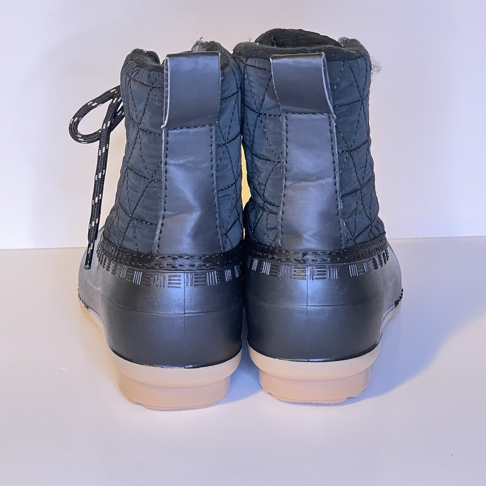 Magellan Women’s Size 7B Quilted Duck Boots 177851 Black Quilted Tan Waterproof