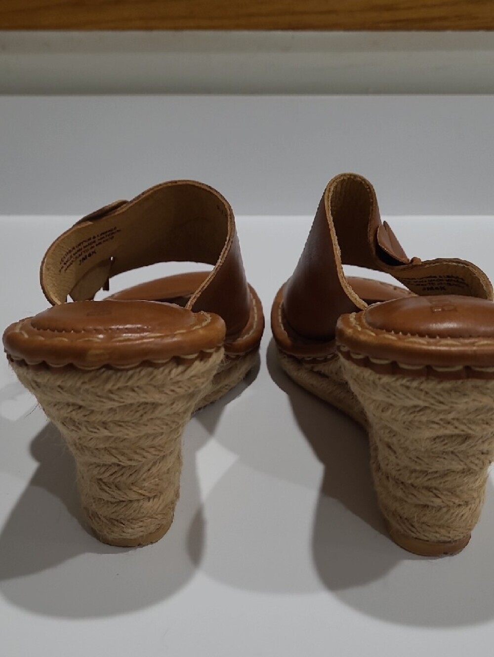 Born Drilles Leather Slide Wedge Sandals in Brown – Size 8 (39 EU)