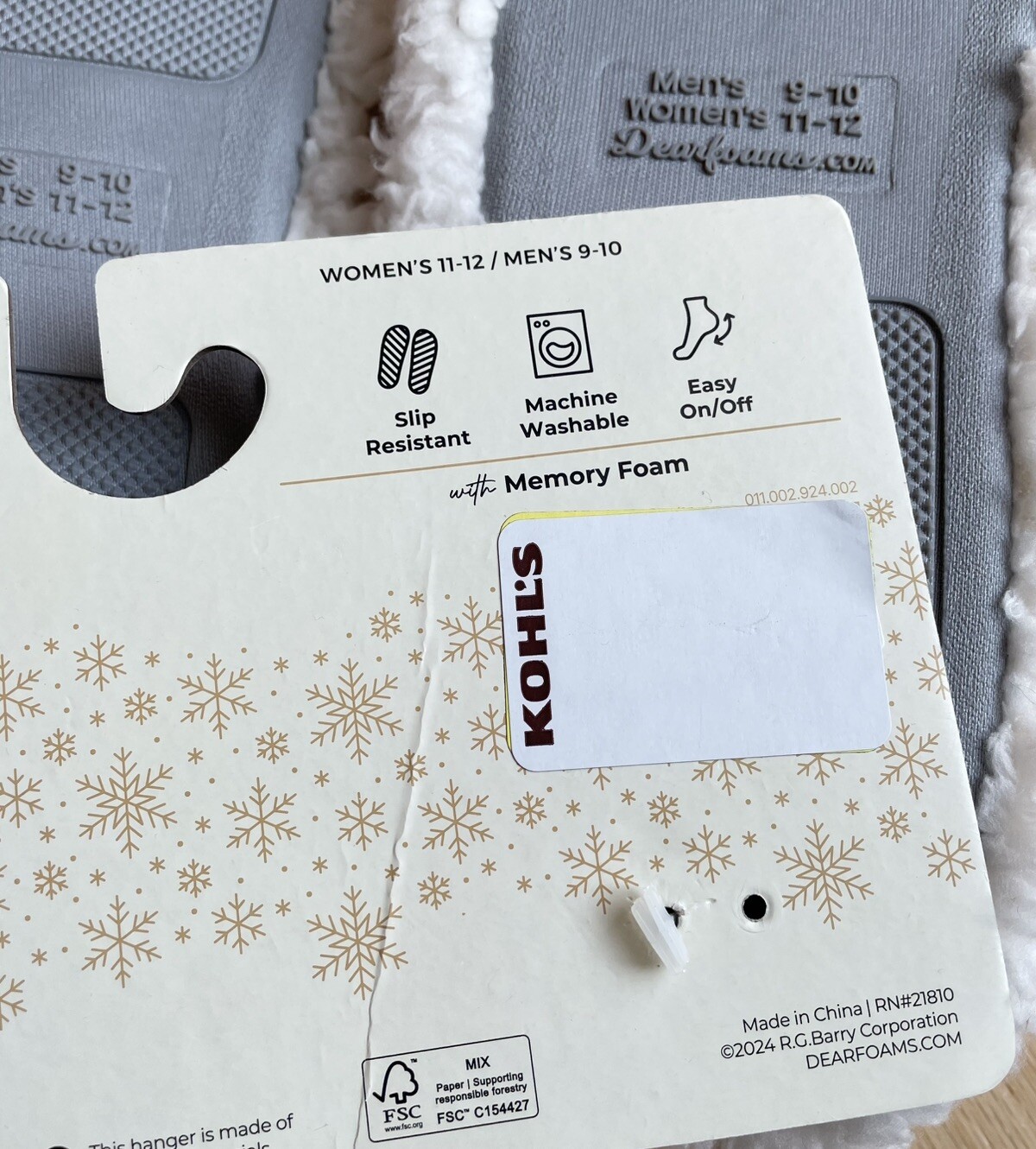 NWT Dearfoams Adult Unisex Snowman Closed-Back Slippers, W 11-12, M 9-10