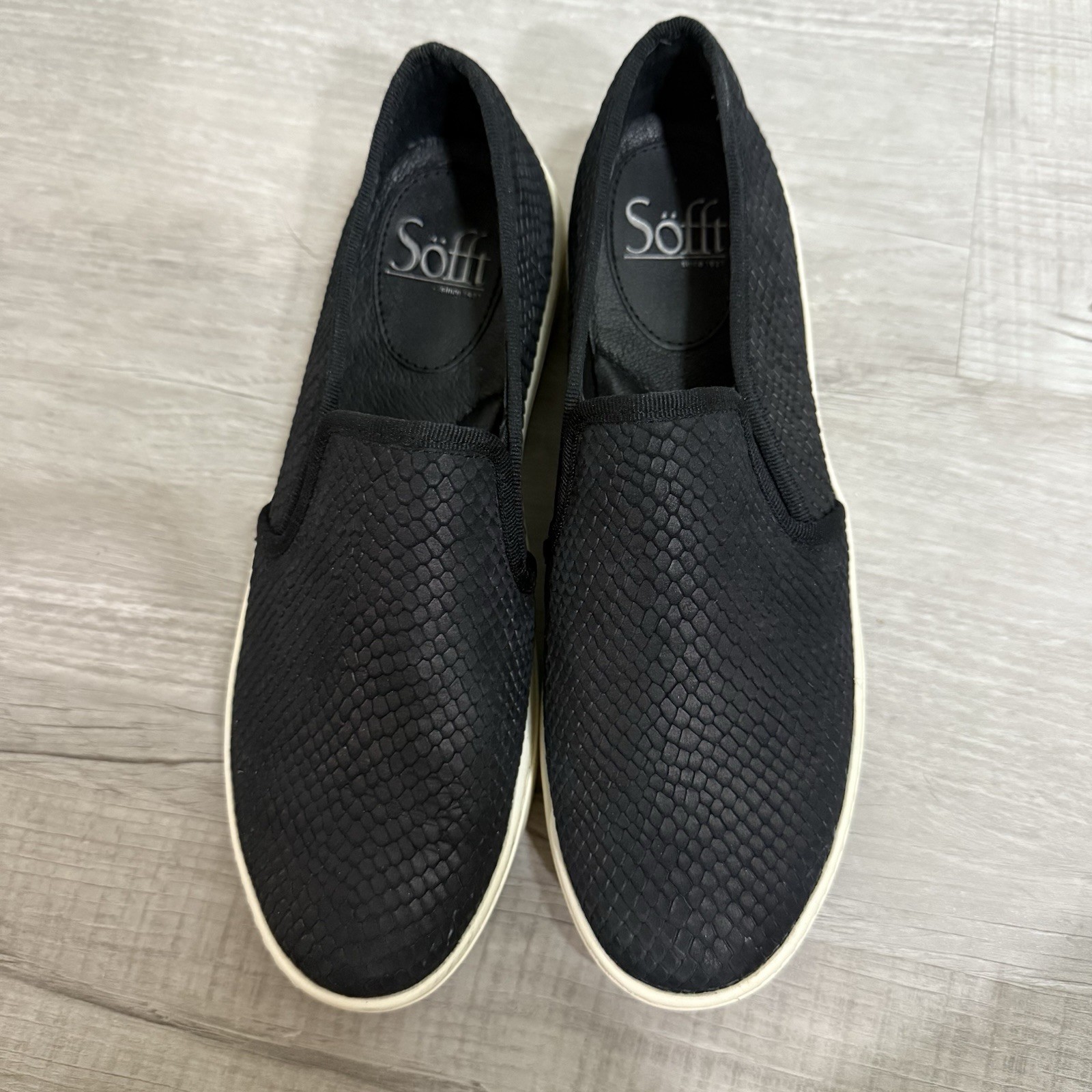 Sofft Somers II Snakeprint Black Leather Perforated Slip On Loafer Women’s 7M