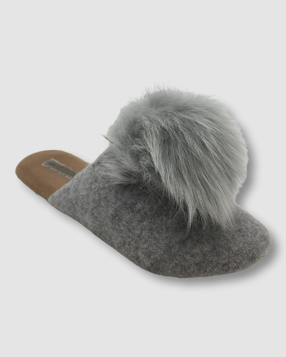 $165 Neiman Marcus Women’s Gray Cashmere Cable Slide Slipper Shoes Size US S