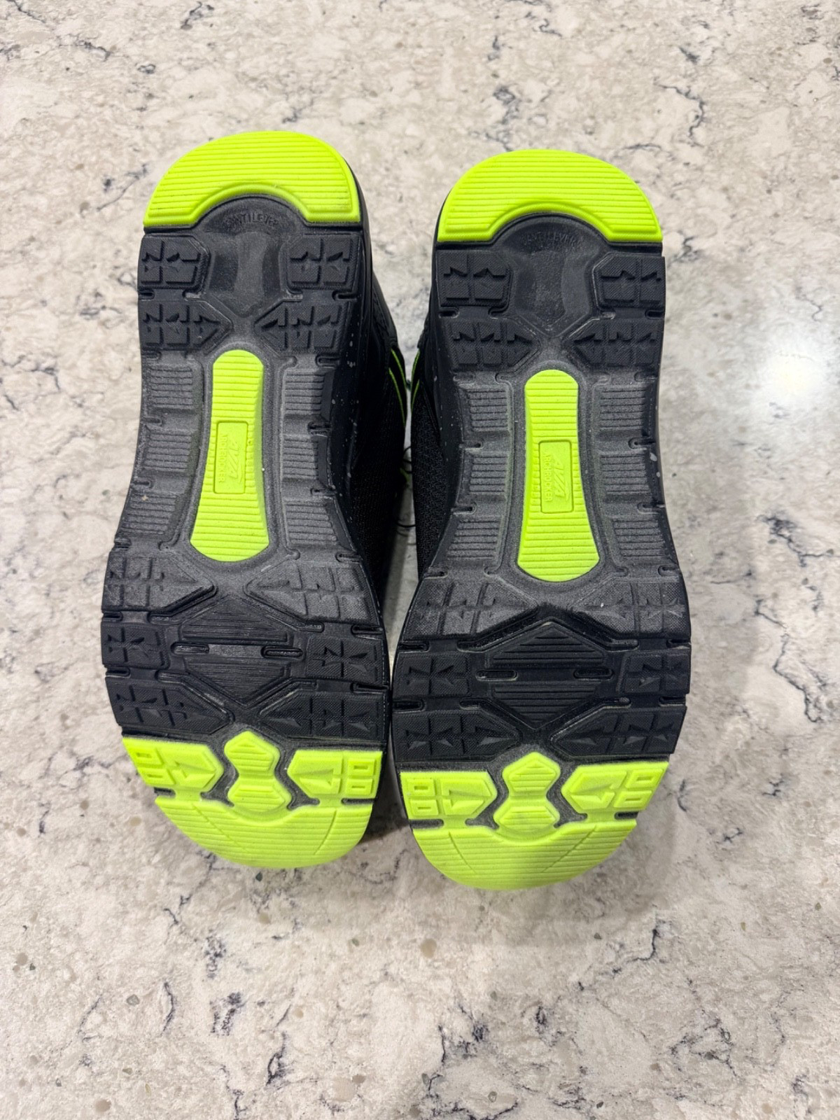 NEW – Size 10.5M/12W – Avia Canyon 2.0 Black Athletic Hiking Shoes – AA50064MBYM