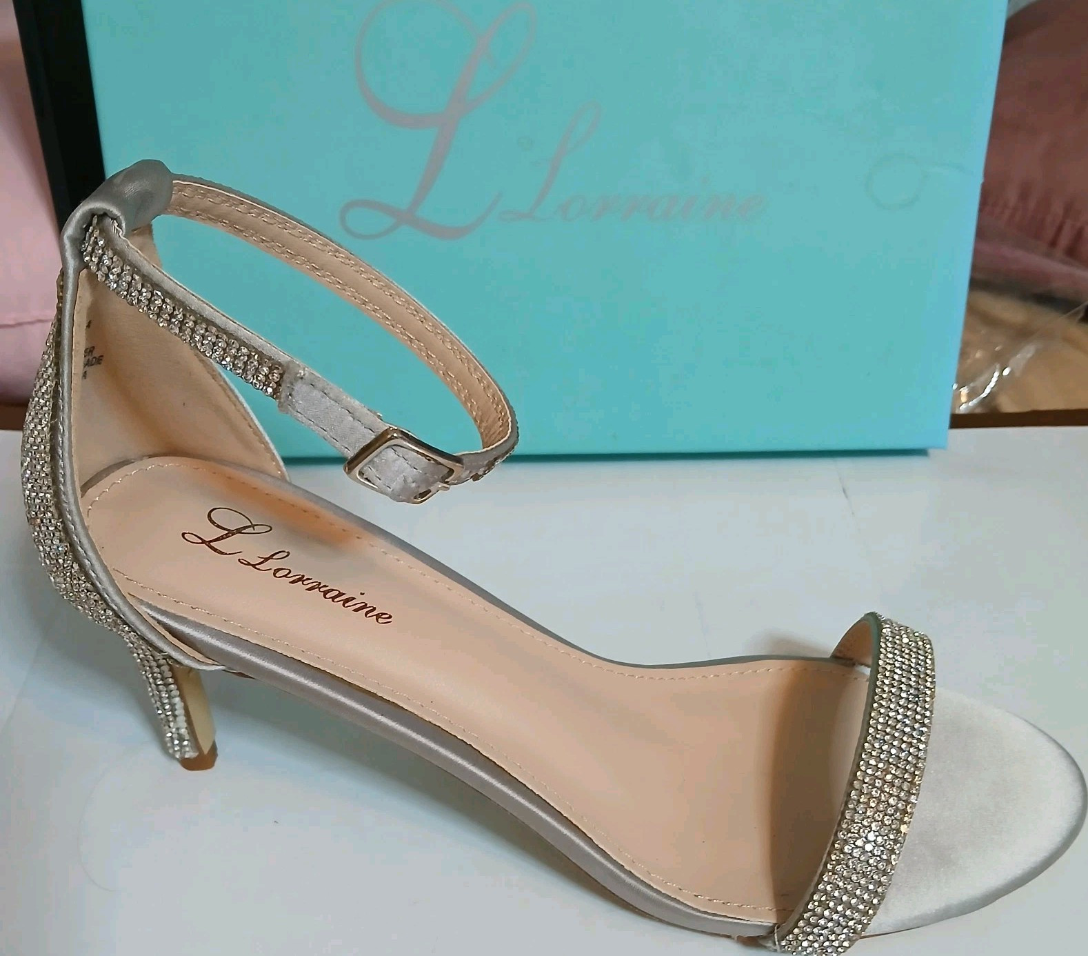 Silver Ankle Strap Sandals Size 8.5 Boho Chic Asymmetrical Design Metallic Glam