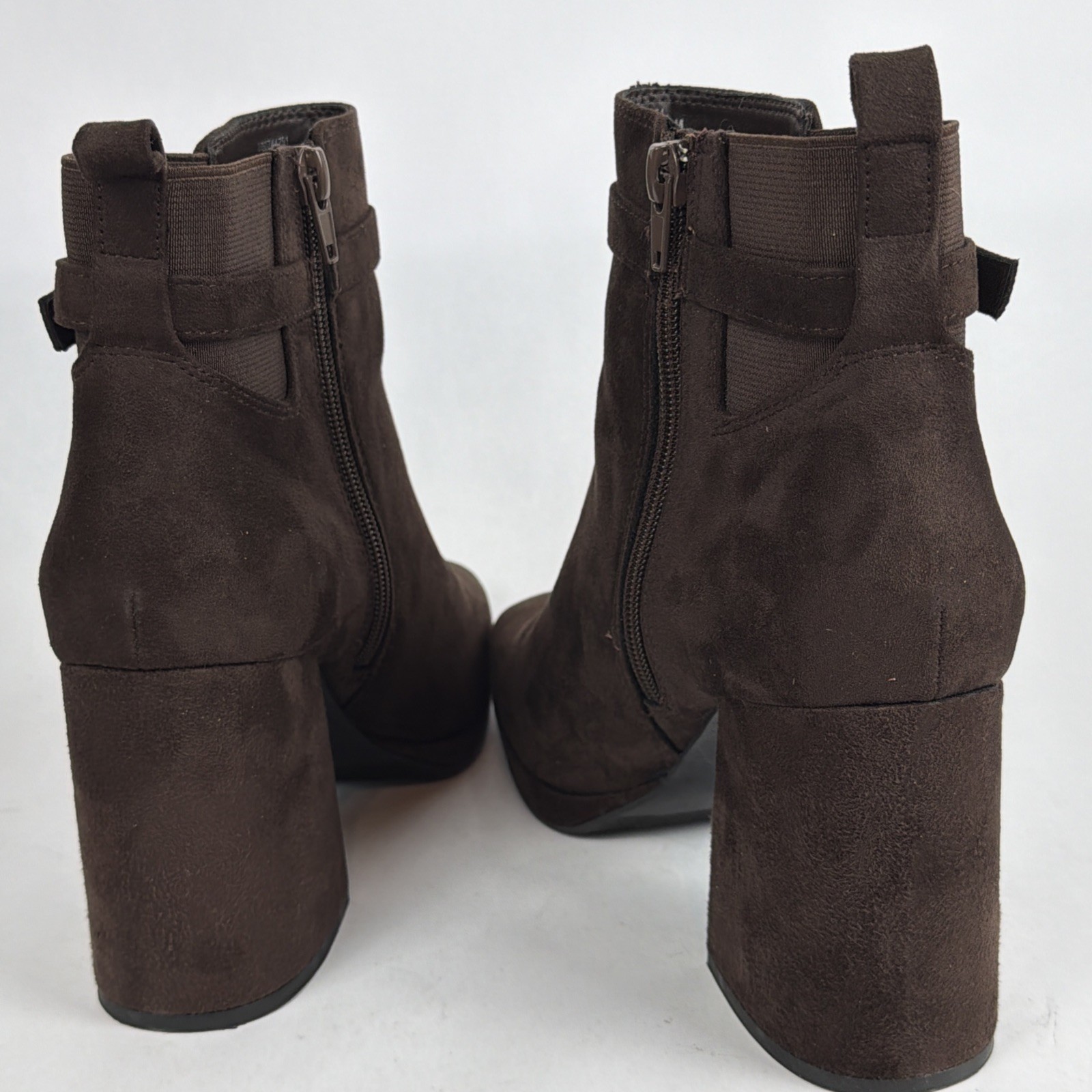 Kelly & Katie Gavan Earthy Micro Brown 3.5in Heeled Lace-up Bootie Womens 8.5M