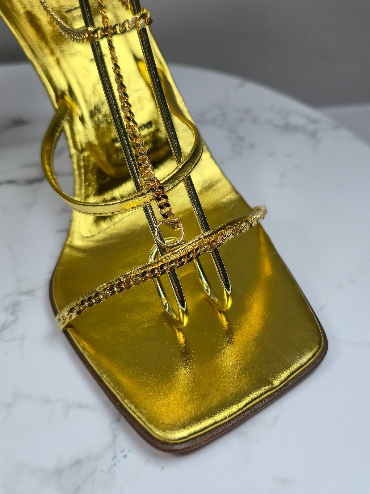 Vicini Vintage Gold Chain Strappy High Heel Sandals Size 39 Y2K Metallic Design