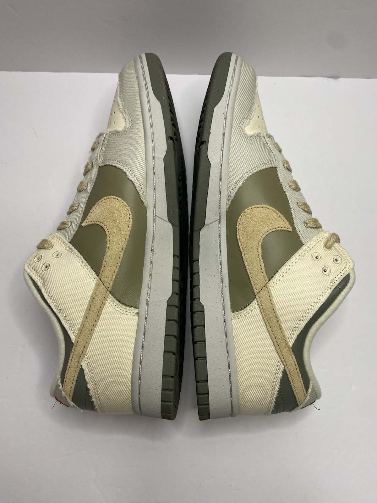 Nike Dunk Low ‘Light Bone Dark Stucco’ Men’s 10.5/Women’s 12 FZ4341-100 New