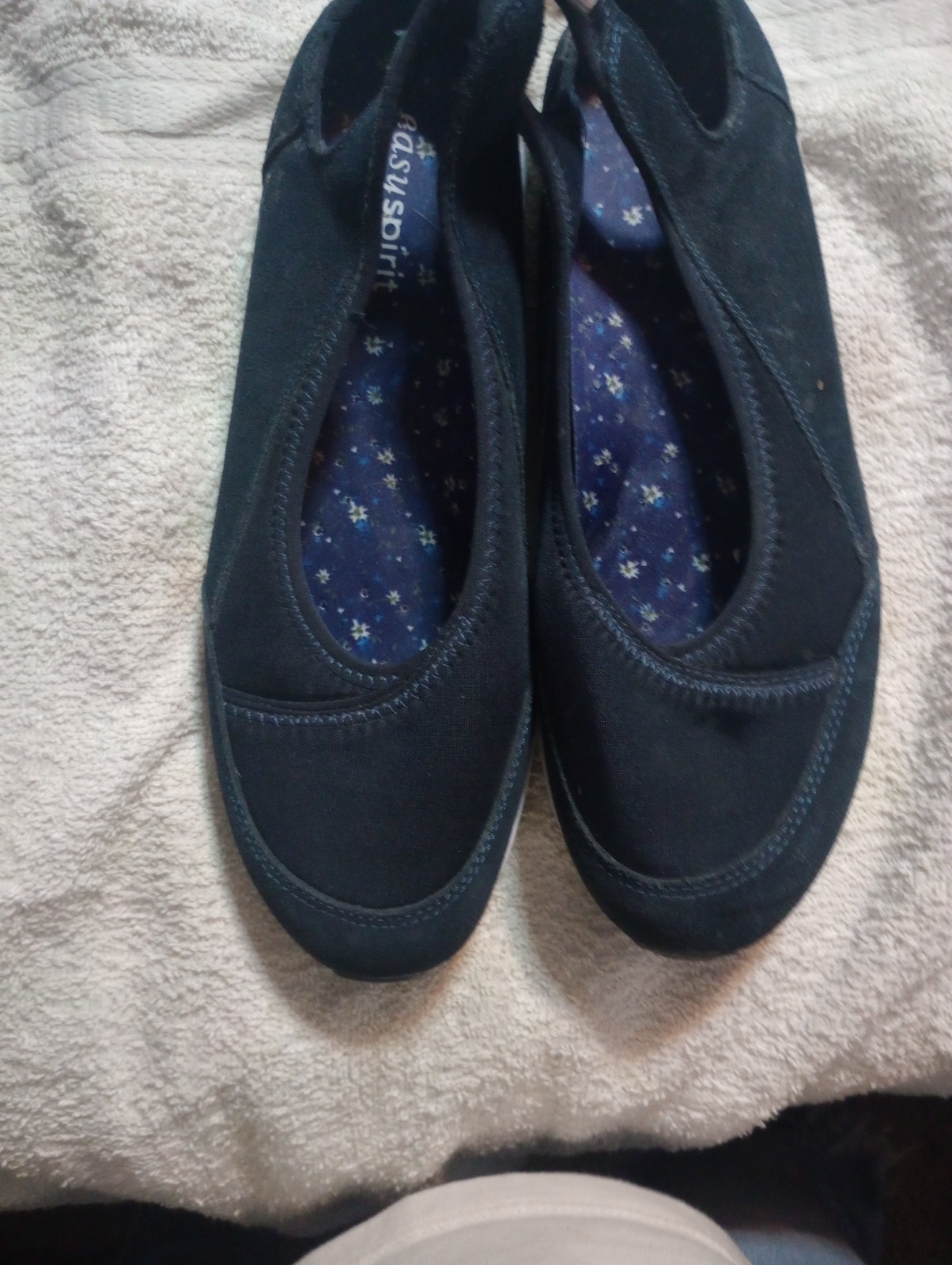 Easy Spirit Blue Shoes