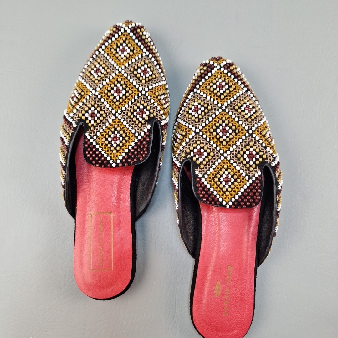 Zarah Juan Mules Slides Flats Shoes Beaded Geometric Philippines Sz 7 Wide 8 Reg