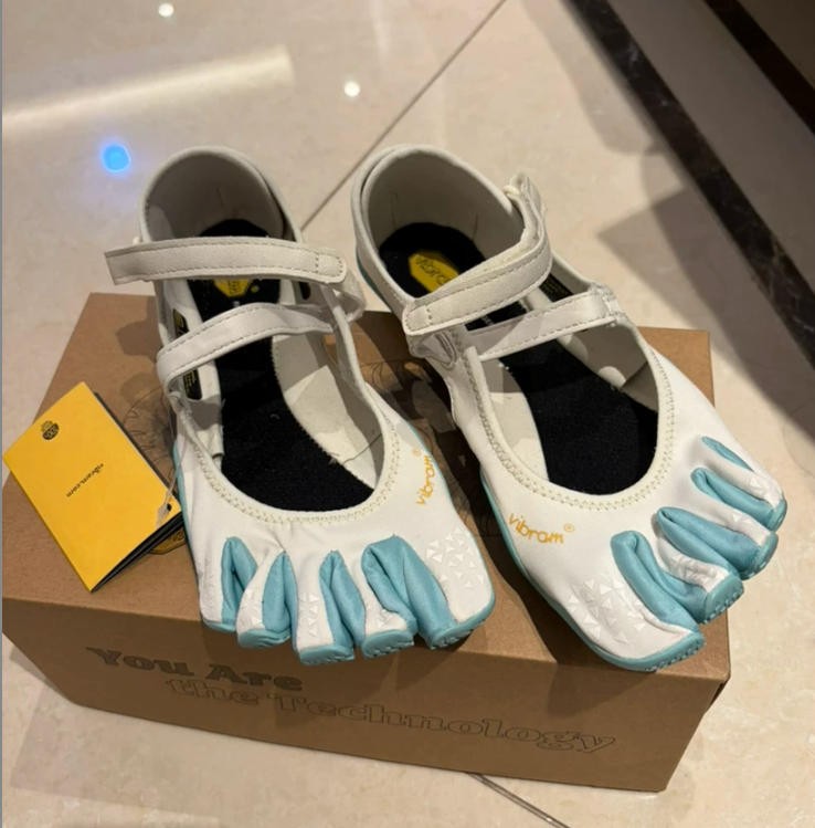 Vibram FiveFingers Yoga Shoes Women’s V-Soul Sneaker Dance Shoes Anti-slip New