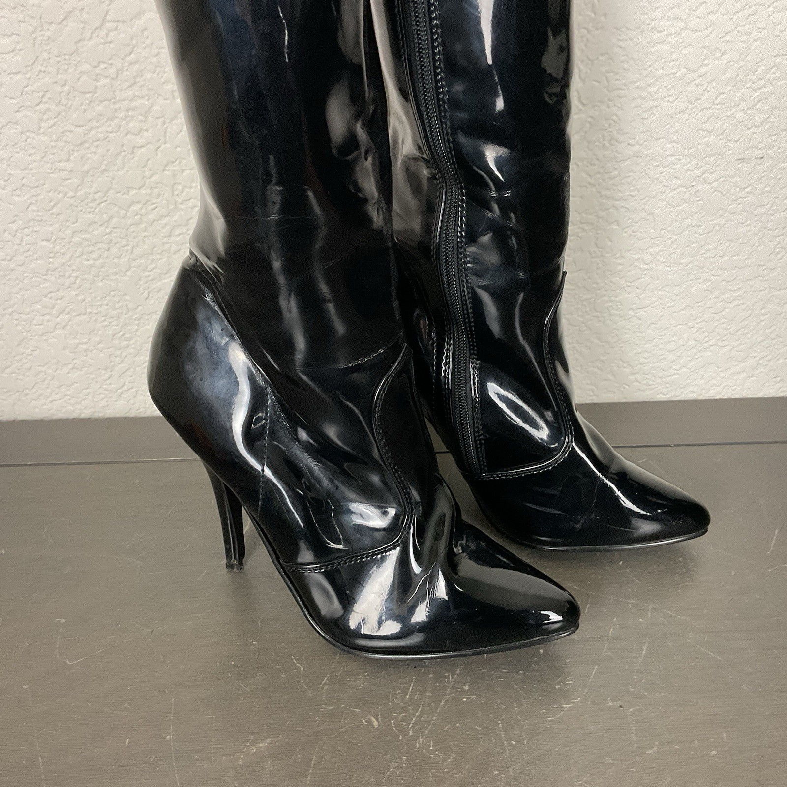 Pleaser Women’s Seduce-3010 Black Patent Thigh High Boots 5″ Stiletto Heel Sz 8