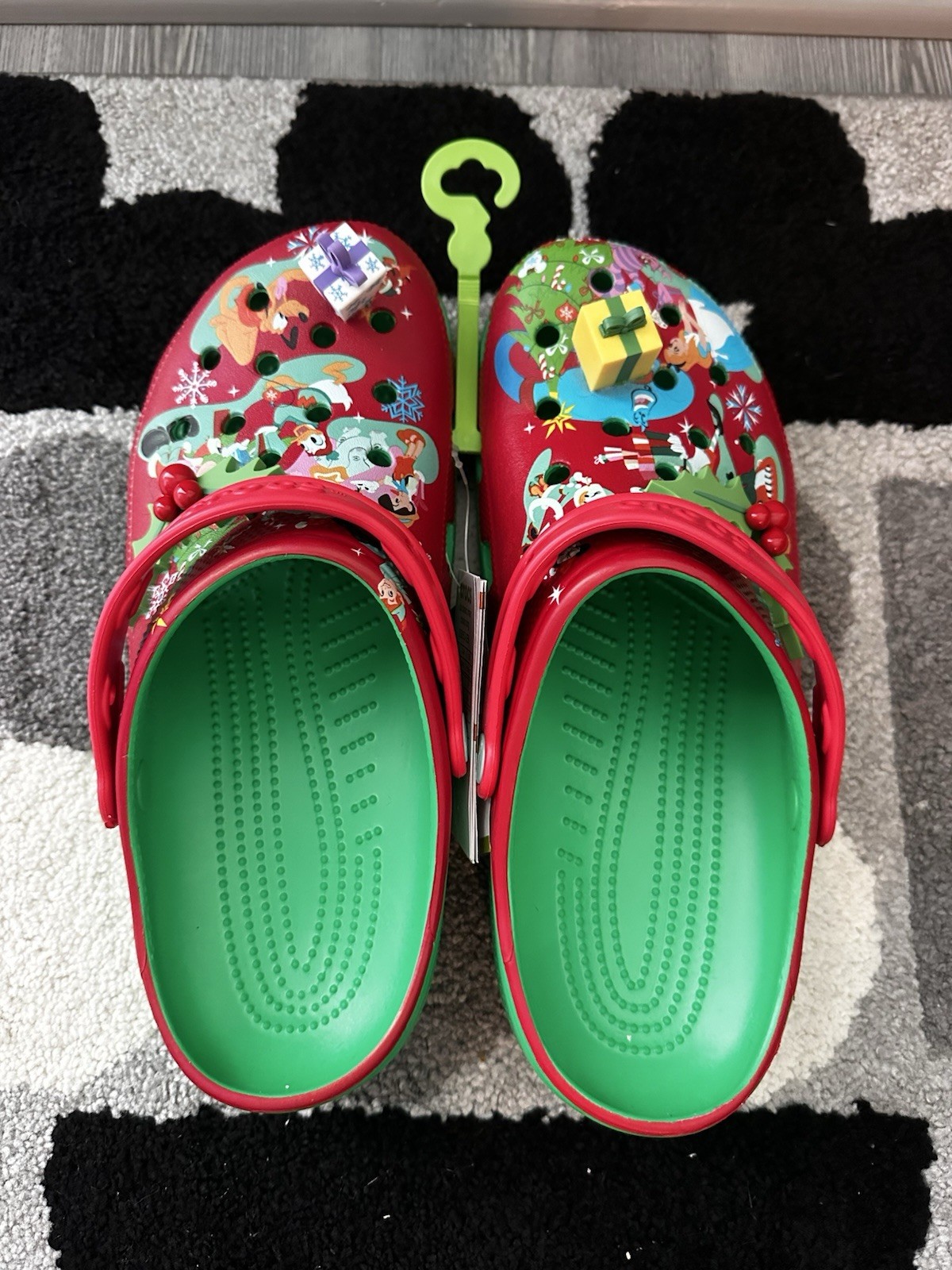 NEW Disney Parks 2023 Christmas Crocs Holiday Mickey & Friends Pinocchio M10/W12