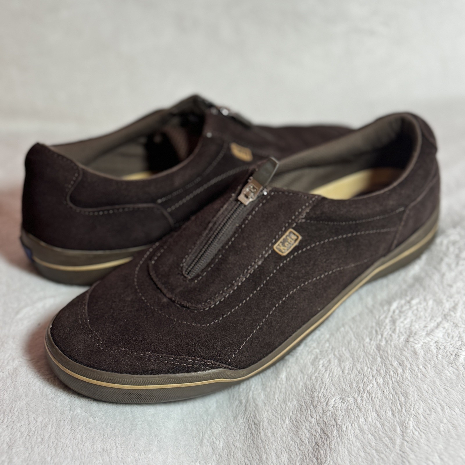 KEDS Womens Expresso Brown Suede Zip Top Shoes Slip On Size 9 Arch Support