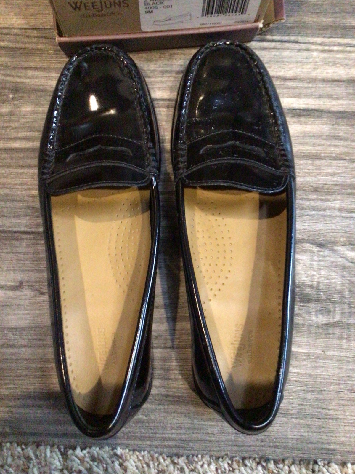 Bass Weejuns Patent Penny Loafer Black Leather WOMENS Preppy Sz 9M Slip On W/Box