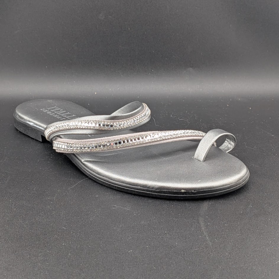 ITALIAN Shoe Women’s Silver Rhinestone Beaded Thong Flip Flops Shoes Size 6.5.