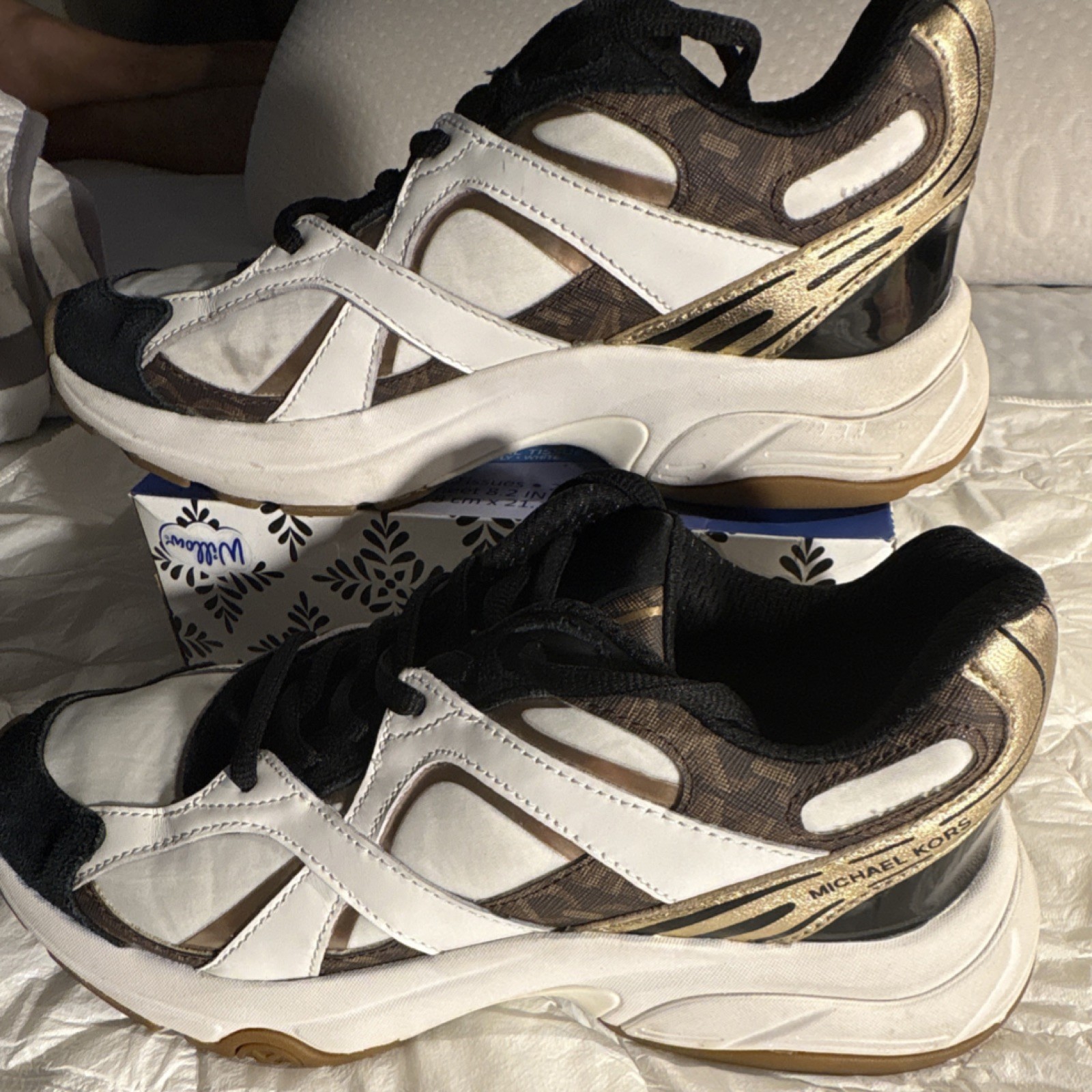 Michael Kors Women’s Low Top Lace-Up Sneakers White/Black/Brown/Gold Rubber