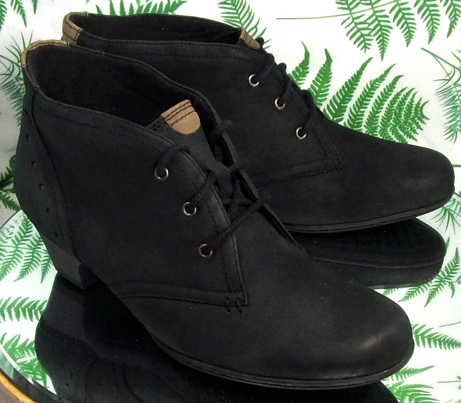 ROCKPORT COBB HILL ARIA BLACK LEATHER FASHION ANKLE BOOTS SHOES WOMENS SZ 8.5 W