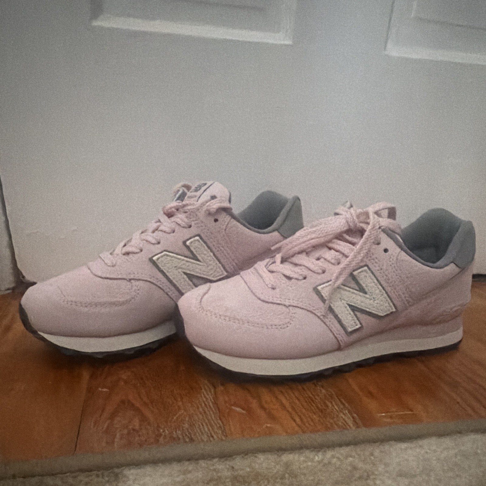 New Balance 574 Pink Gray Lace Up Low Top Solid Sneaker New w/ Box