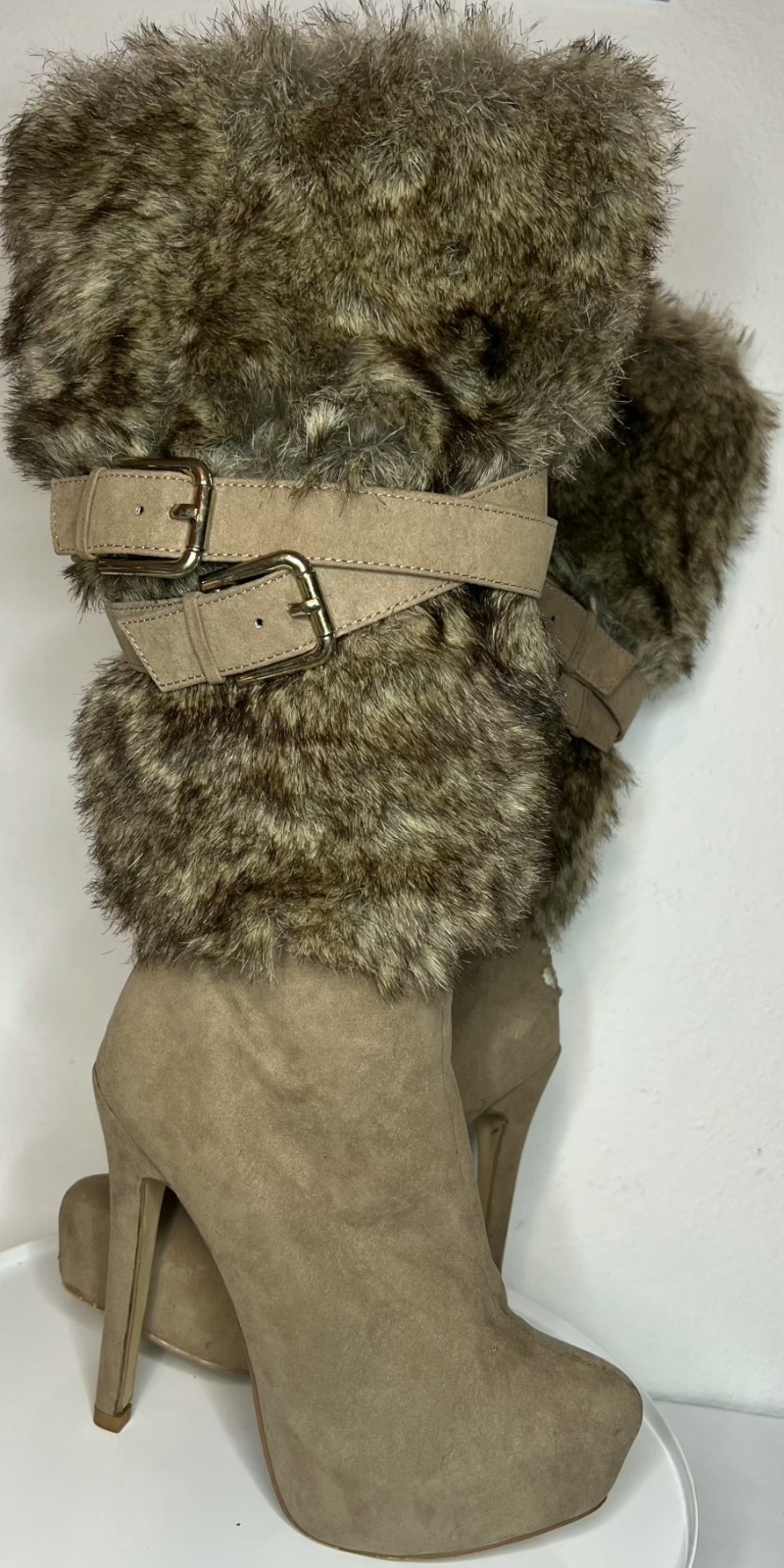 Women’s Faux Fur Booties Taupe/Beige Round Toe Double Buckle Fur Trim 6.5