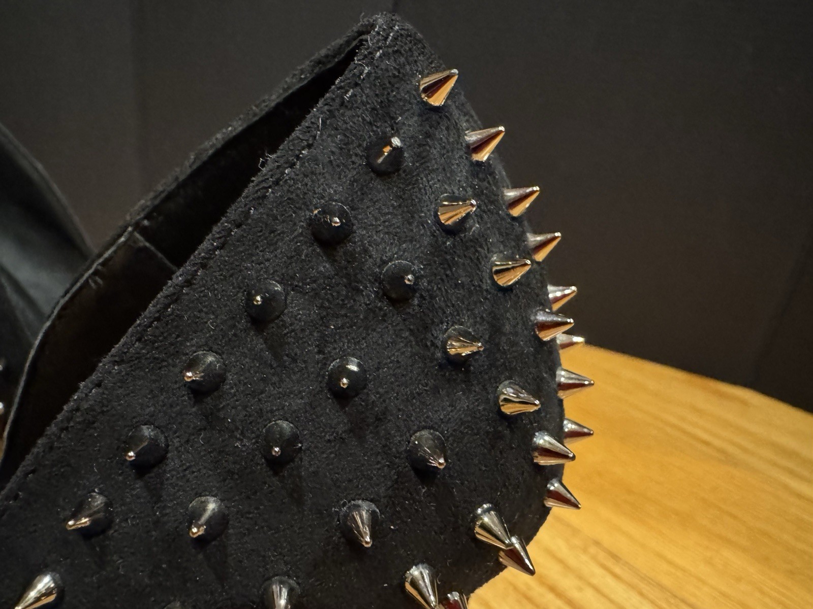 Steve‎ Madden Vala Silver Spike Stud Black Stiletto 4″ High Heels Womens Size 7