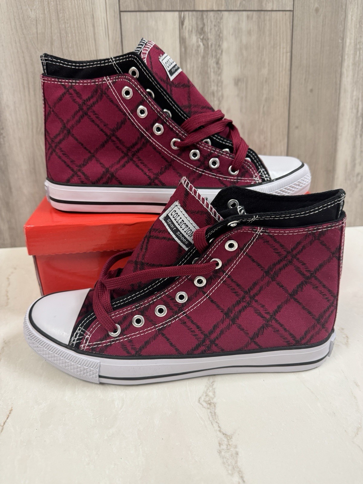 COLLECTION’O High Top Plaid Canvas Sneakers Dark Red Black Logo H-6041 Women 7.5