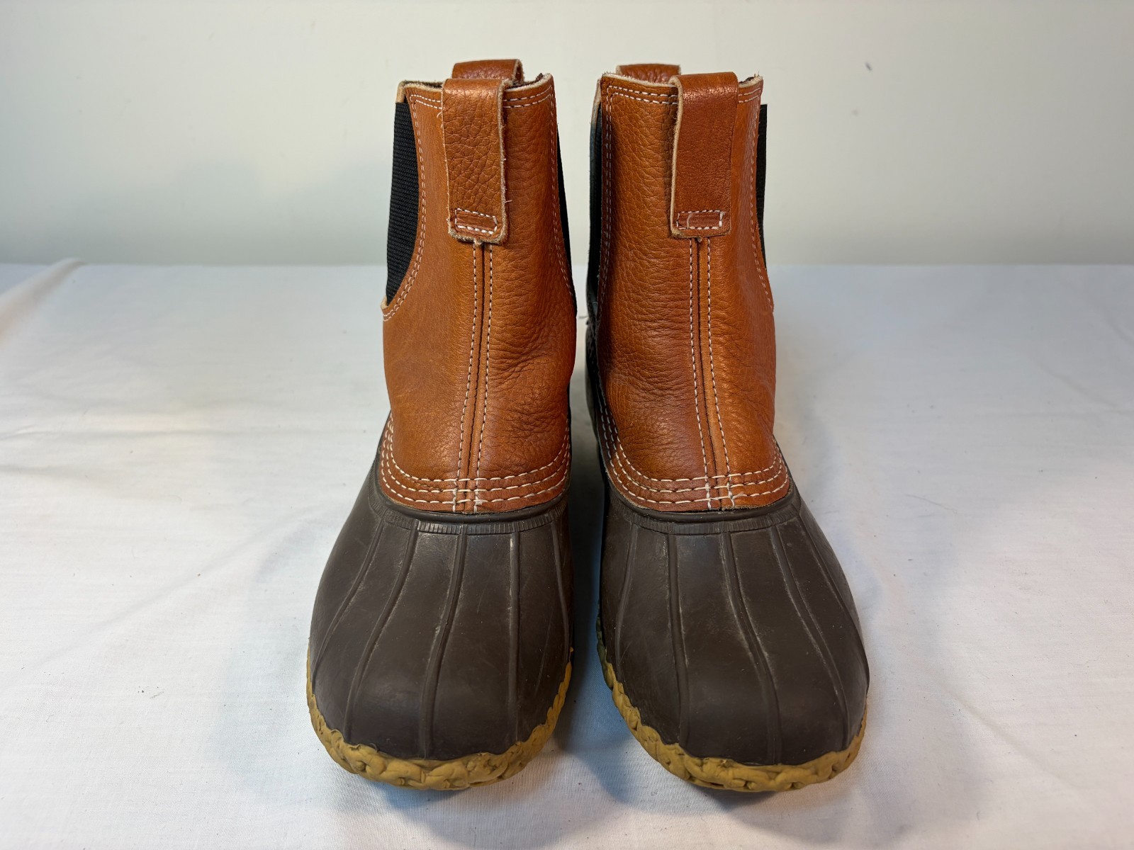 L.L. Bean Chelsea Duck Boots Women’s Brown Leather Waterproof Pull On – US 8