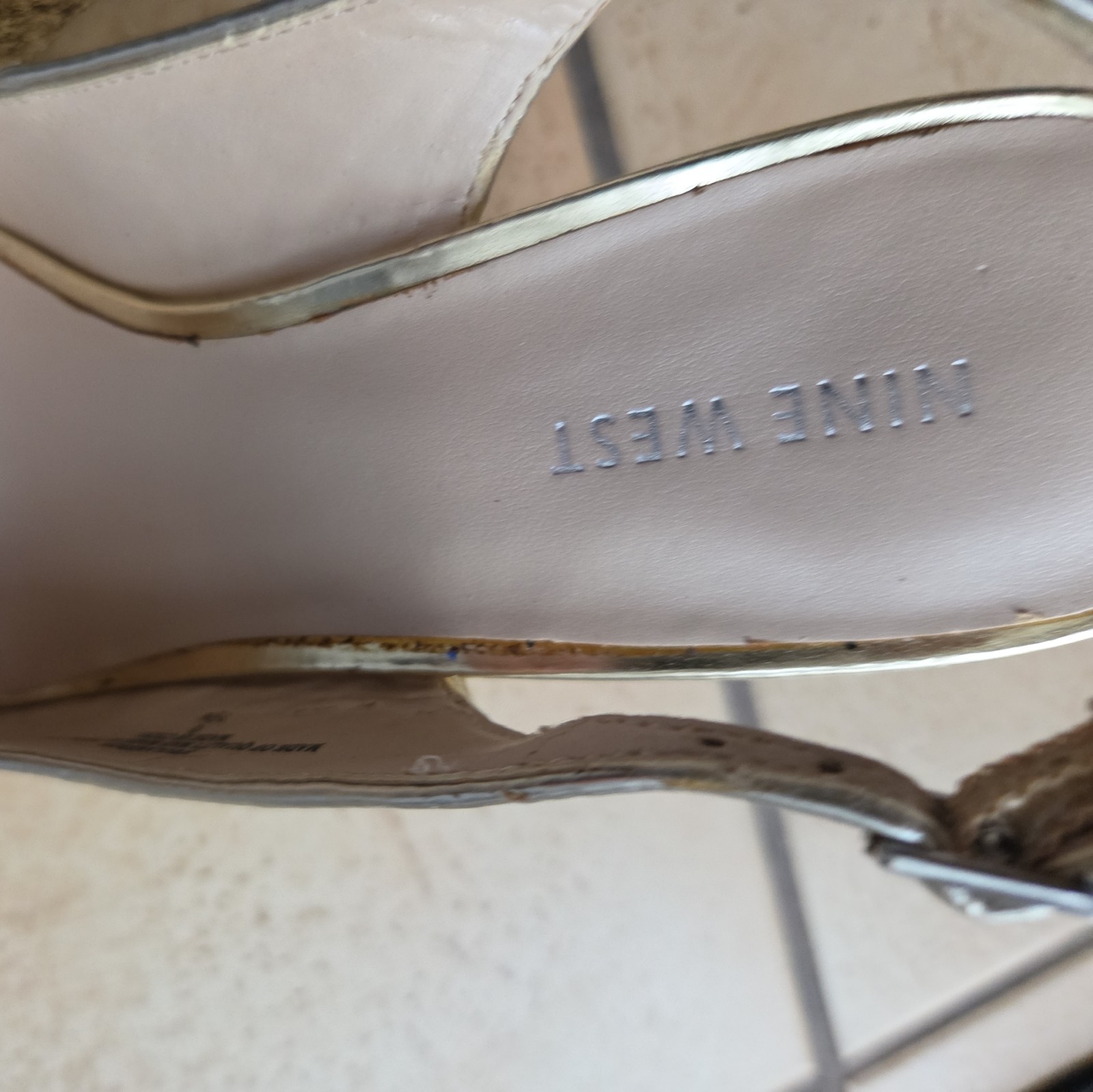 NINE WEST All That Glitter is GOLD Slingbacks High Heels Women Shoes Sz 7.5 👣b4
