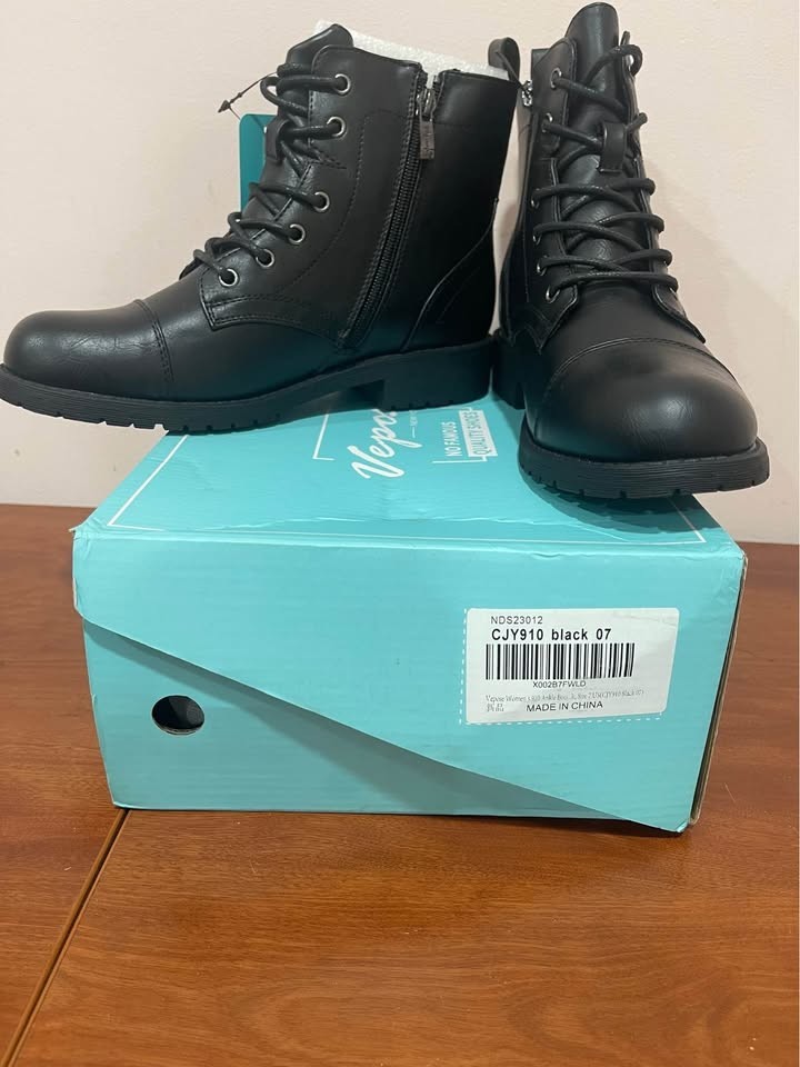 VEPOSE WOMENS ANKLE BOOTS COMBAT LACE UP BOOTIES WITH INSIDE ZIPPER Size 7 Black