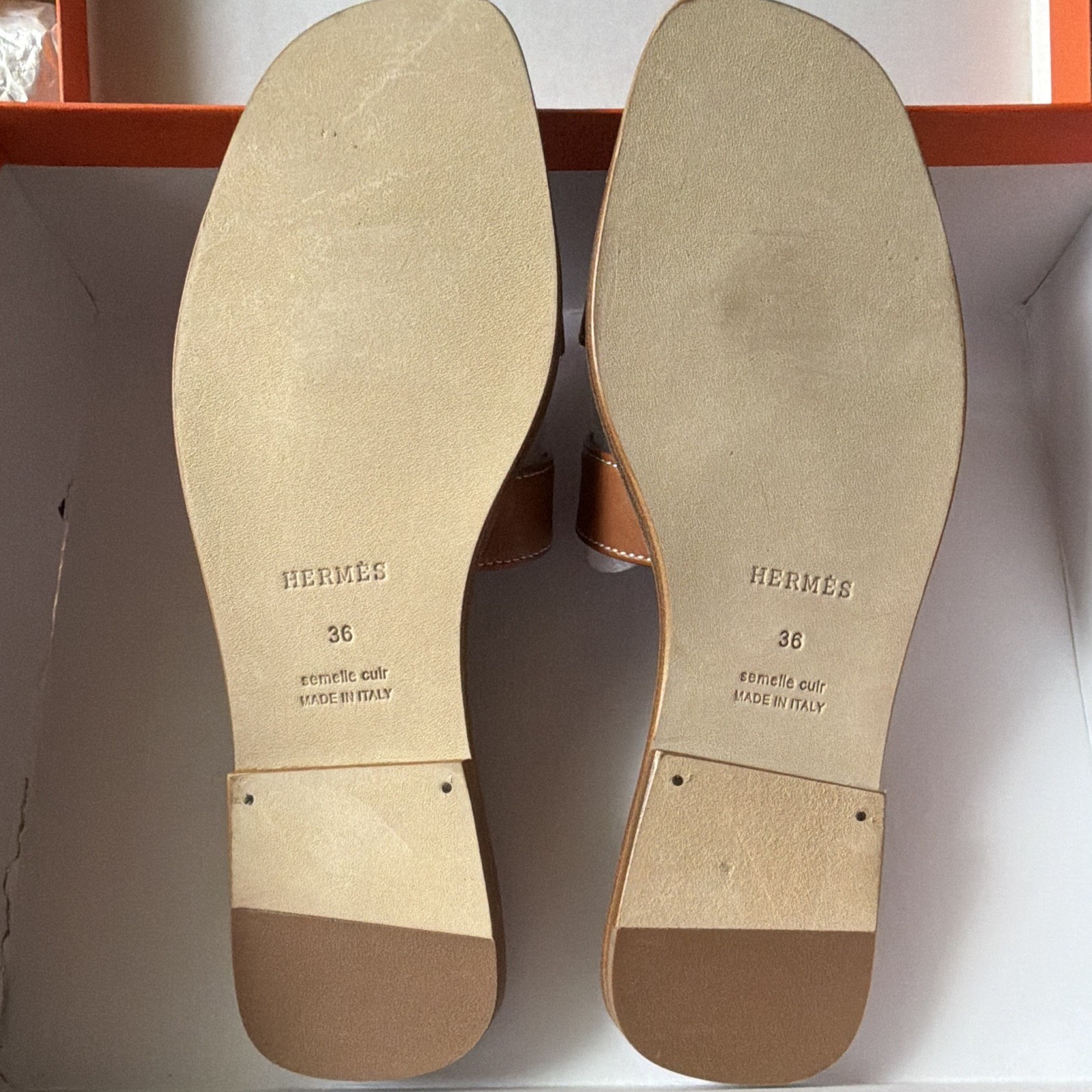 Hermès Women’s Leather Logo Slide Sandals Brown/White EU 36 US 5.5