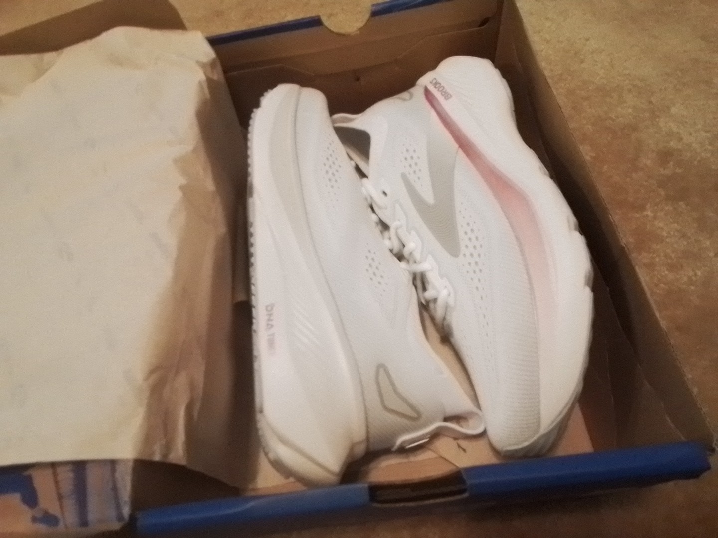 Brooks Glycerin 23 1204651B133 Size 8.5 B MEDIUM White Harbor Mist Metallic