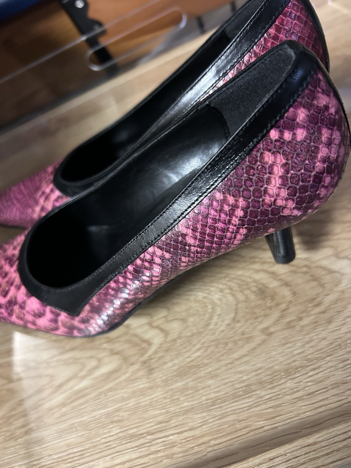 Alexandra Da Vinci Pink Black Snakeskin Heels Made In Italy 3″ Heel Size 7.5