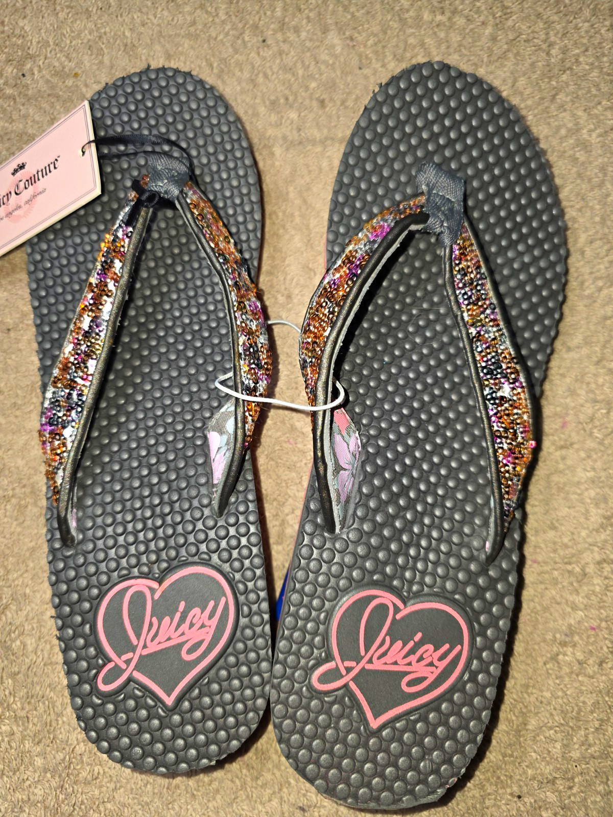 NWT Juicy Couture Gray Sequin Strap Heart Logo Flip Flop Sandals Women’s US 8
