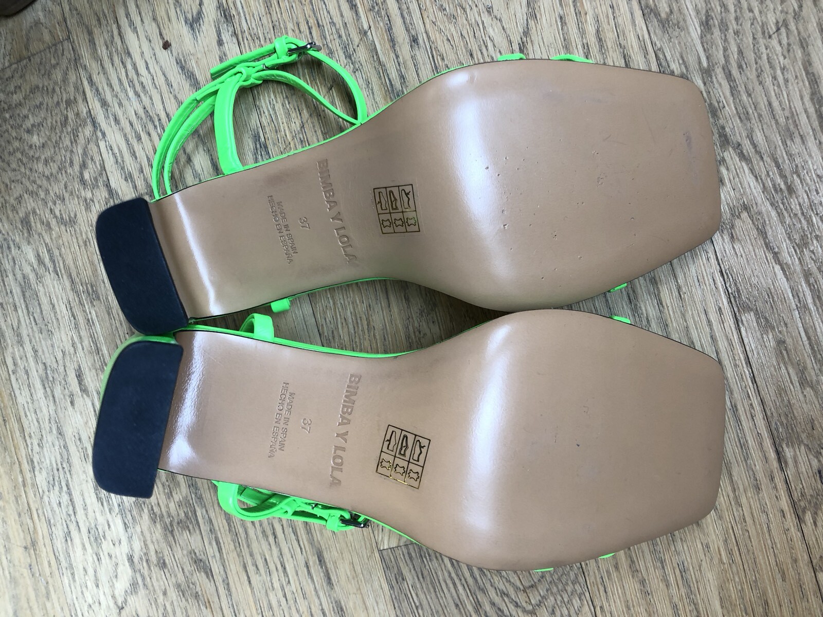 Bimba y lola Green leather high-heeled sandals size 37